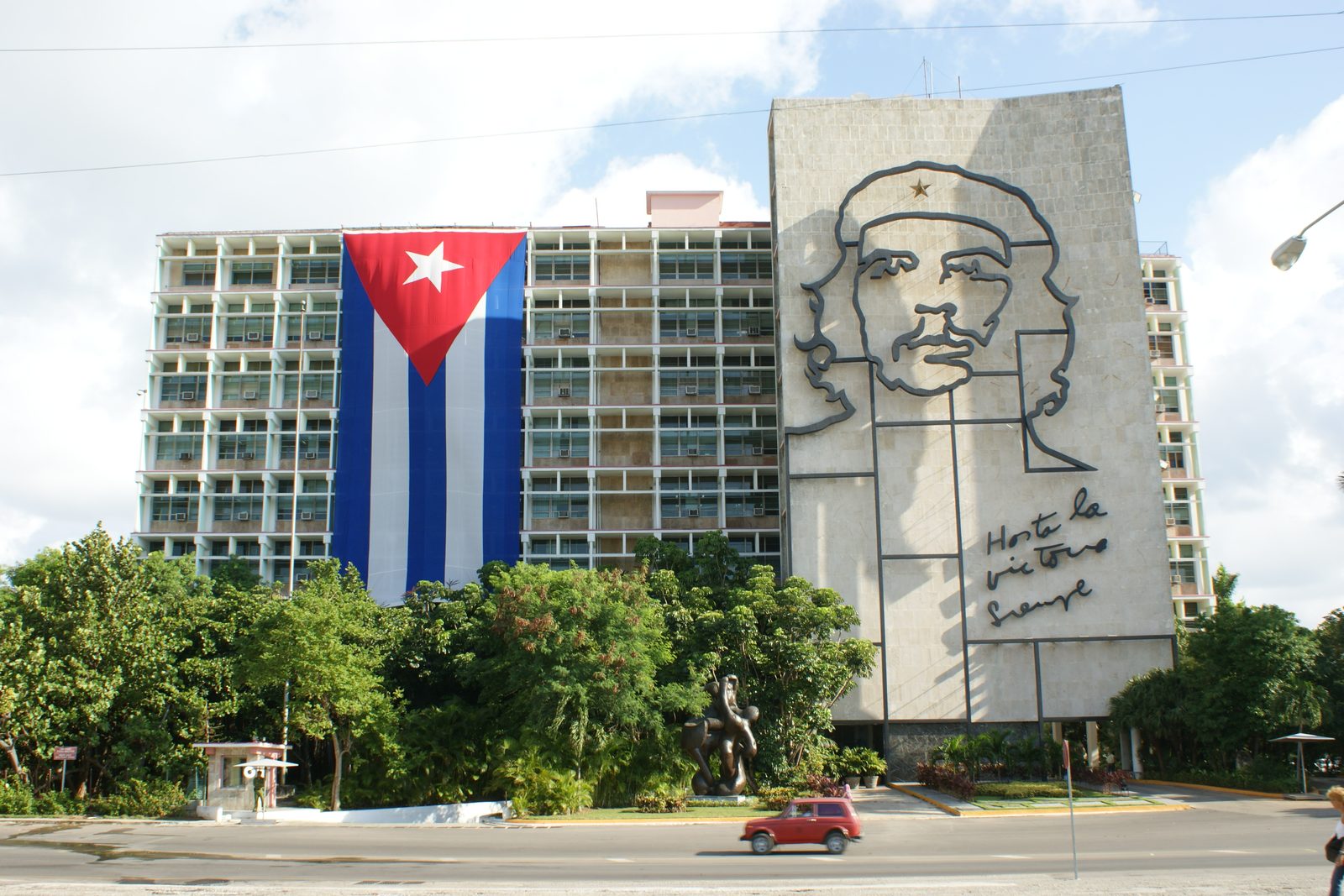 Edificio del Ministerio del Interior en la Plaza de la Revolución, La Habana, octubre de 2008.